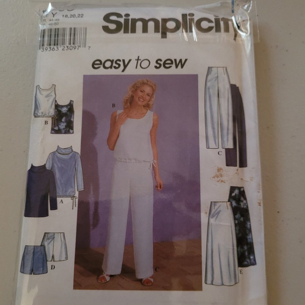 Simplicity 8763 Easy to Sew Tunic, Top, Pants, Shorts Misses Size 18-20-22